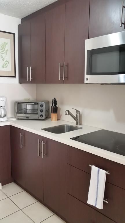 Beachfront Coral Beach Condo Σαν Χουάν Εξωτερικό φωτογραφία