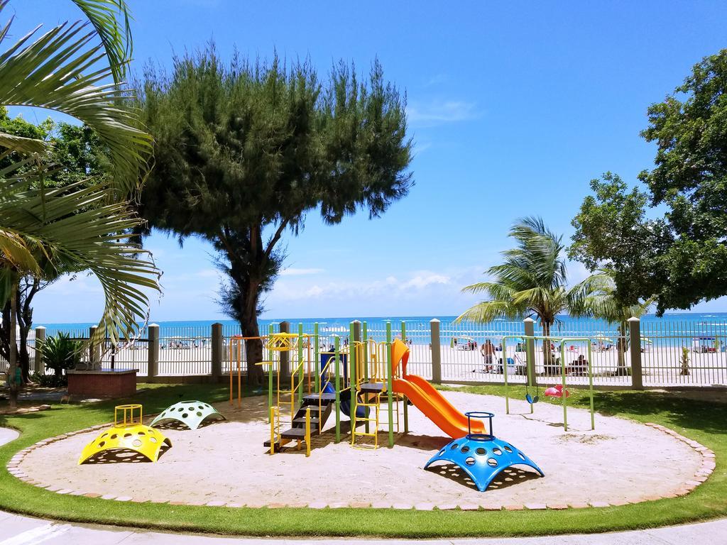Beachfront Coral Beach Condo Σαν Χουάν Εξωτερικό φωτογραφία