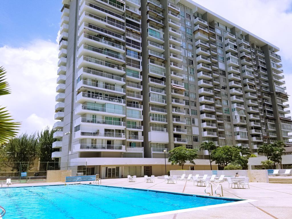 Beachfront Coral Beach Condo Σαν Χουάν Εξωτερικό φωτογραφία