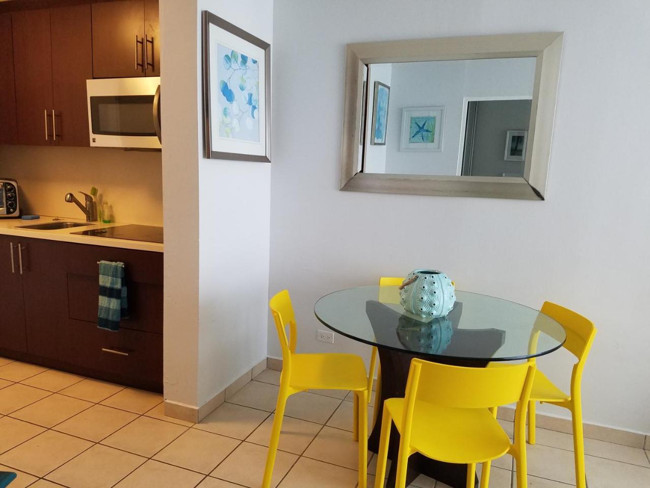 Beachfront Coral Beach Condo Σαν Χουάν Εξωτερικό φωτογραφία