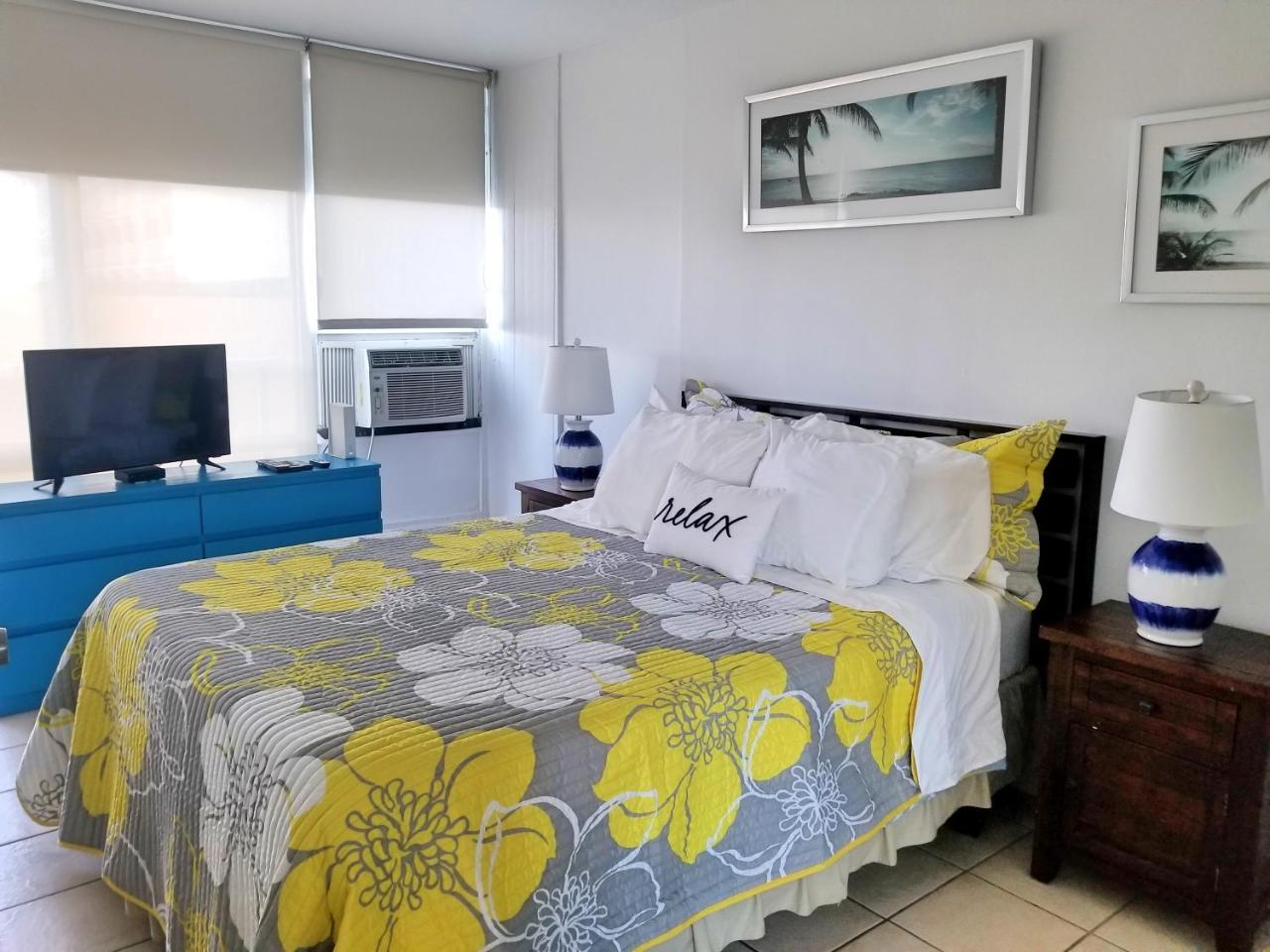 Beachfront Coral Beach Condo Σαν Χουάν Εξωτερικό φωτογραφία